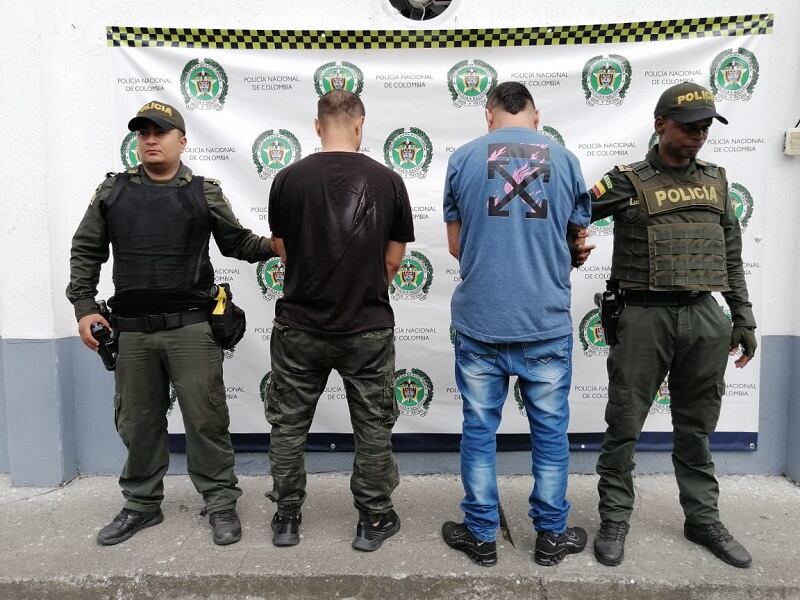 Los dos pistoleros fueron enviados a la cárcel.