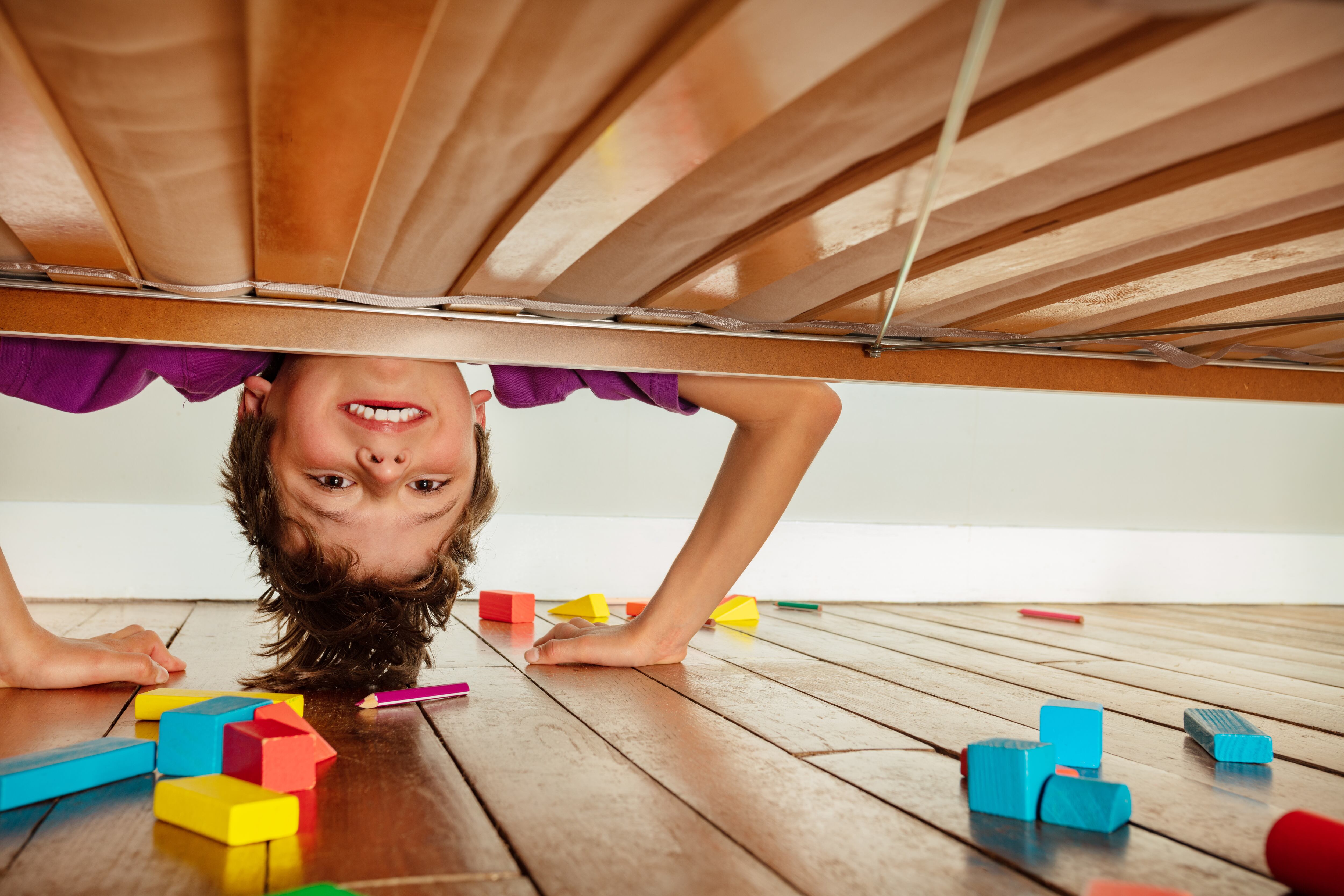 Los objetos rotos deben ser reparados o desechados lo antes posible.