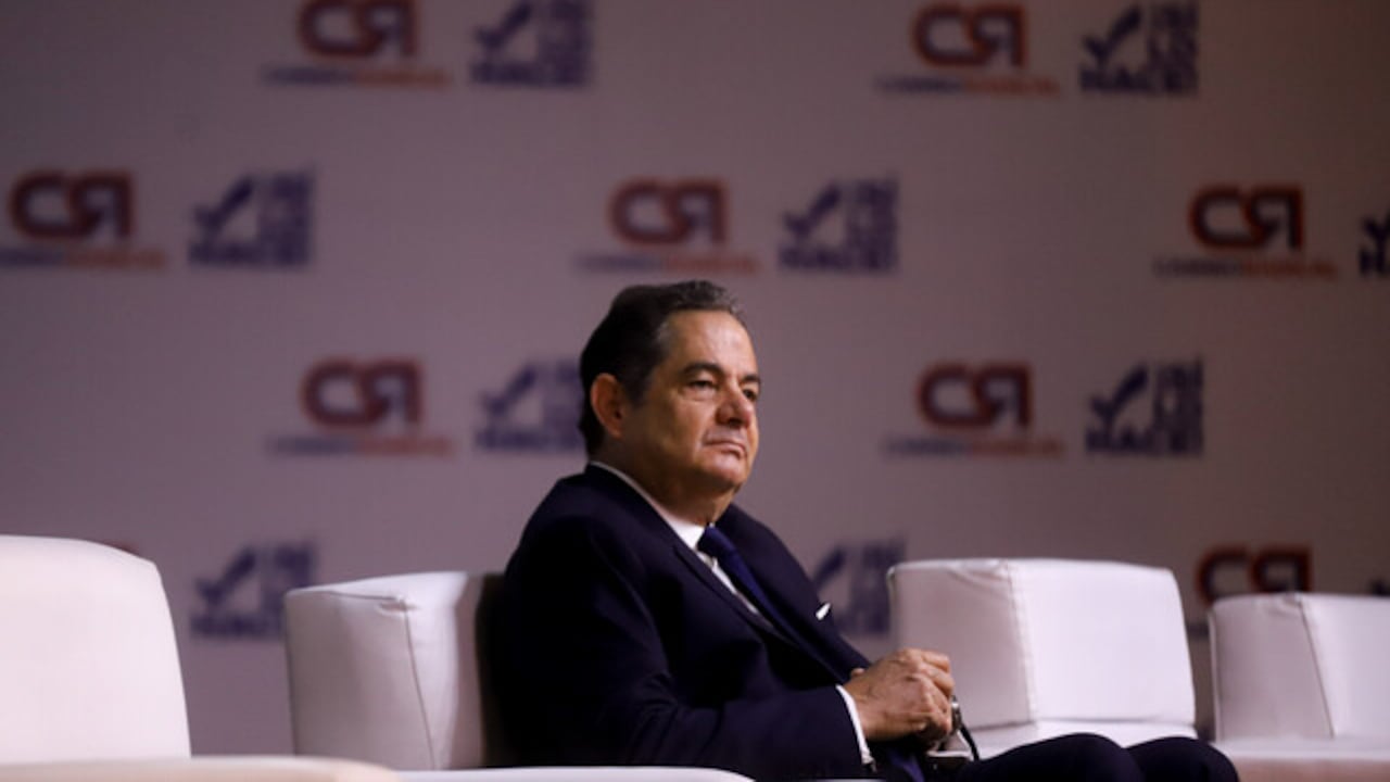 Los senadores y representantes del partido le pidieron al exvicepresidente Germán Vargas Lleras que sea candidato en las presidenciales.