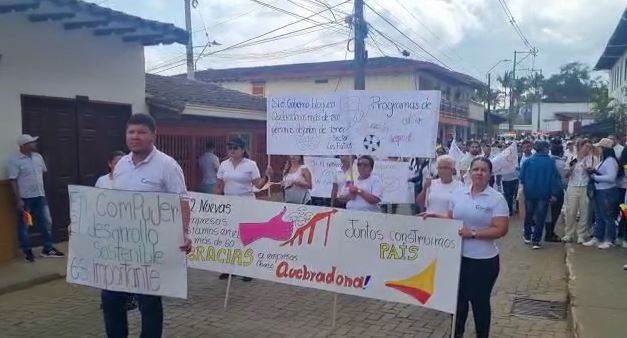 Las comunidades exigen garantías.