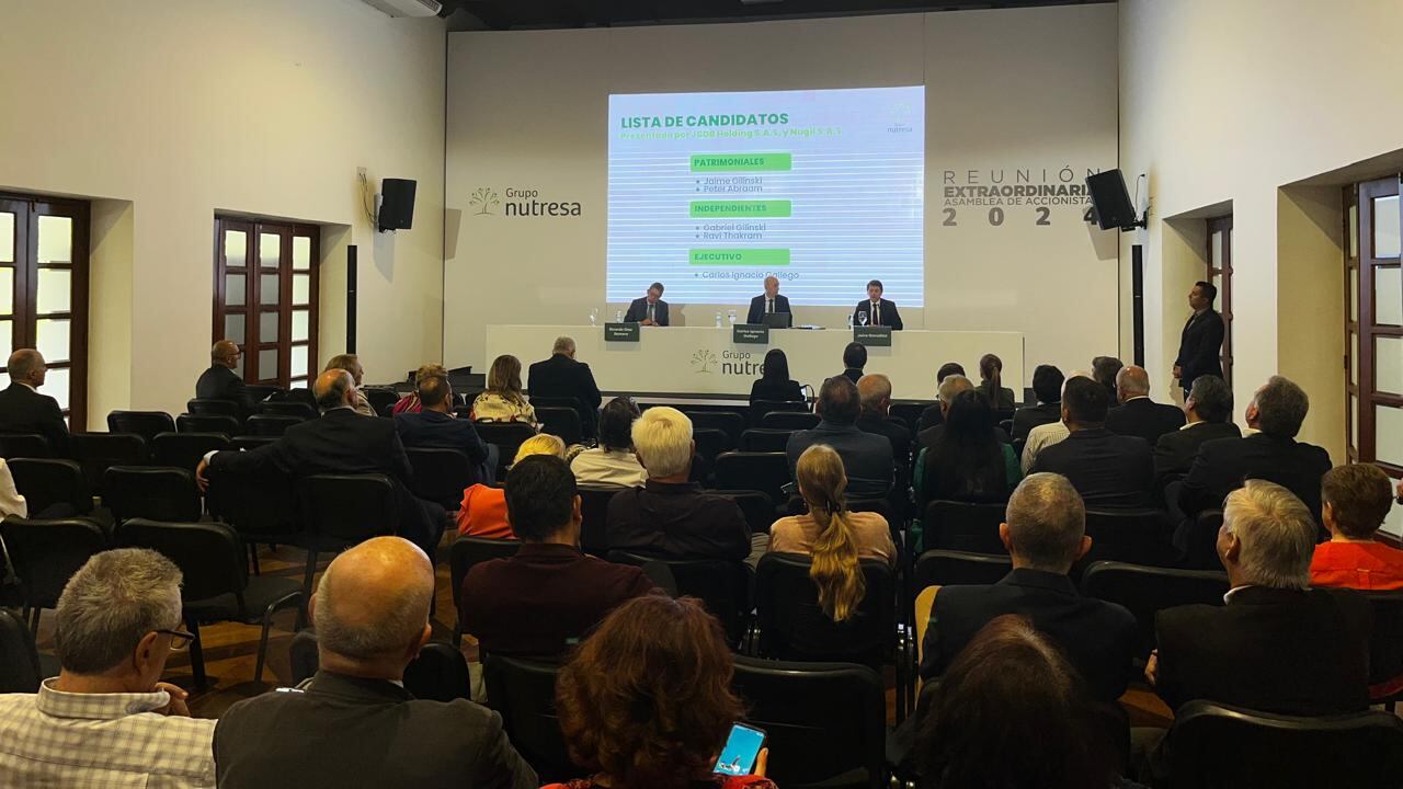 Asamblea extraordinaria de Nutresa para elegir junta directiva, por relevo de tres miembros.