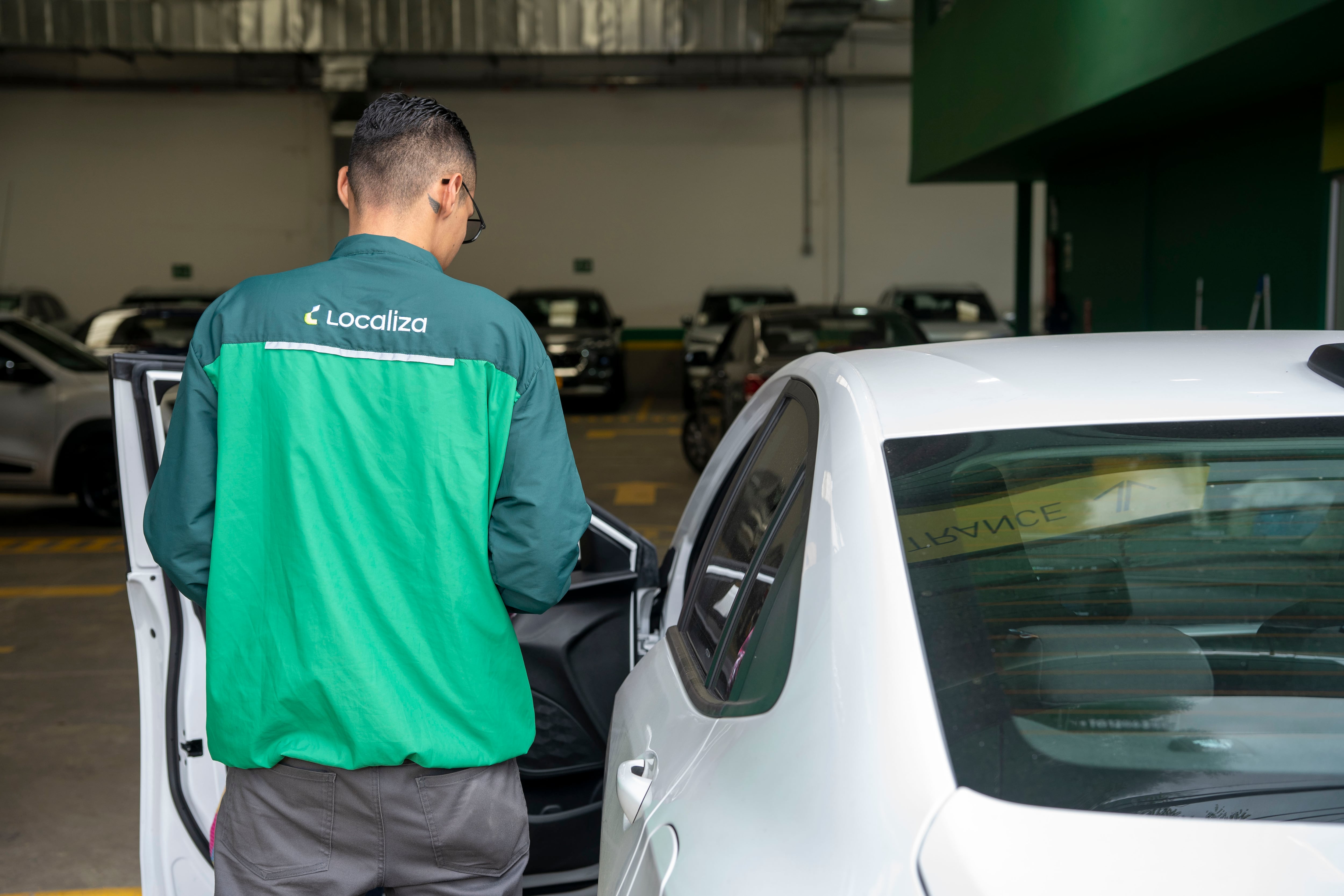 Para muchos viajeros, la movilidad ya es parte del diseño del itinerario porque buscan decidir su ritmo, enlazar destinos y optimizar tiempos.