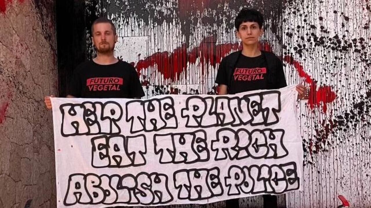 Así dejaron la mansión los activistas.