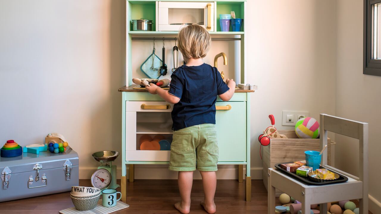 Se ordenó el retiro de más de 190.000 cocinas de juguete, tras la muerte por estrangulamiento de un niño de 23 meses en Oregón.