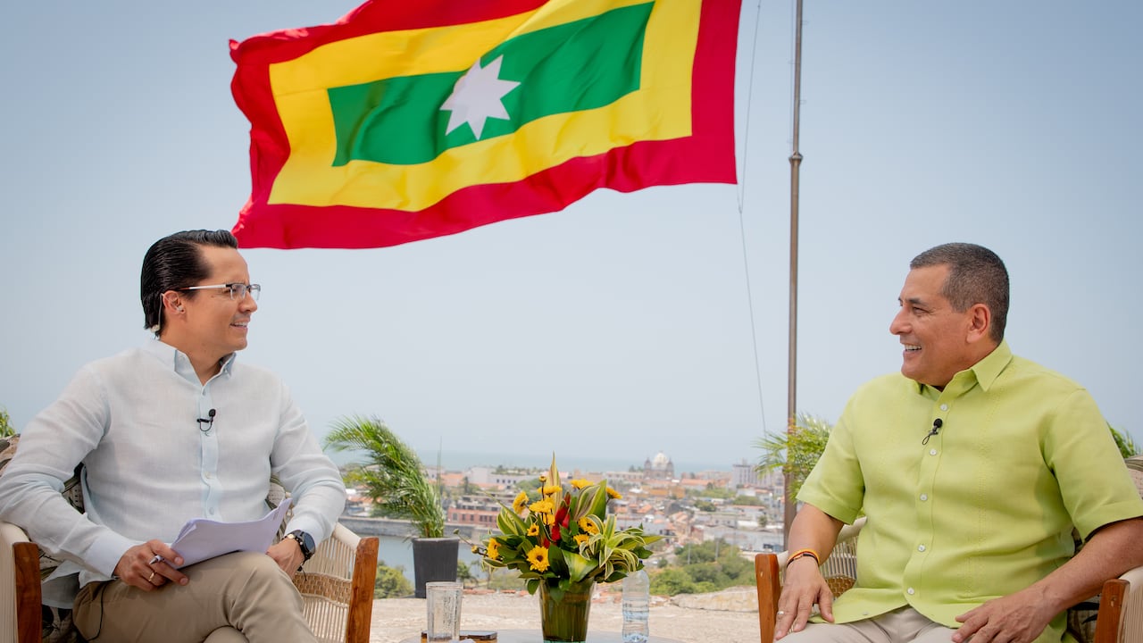 “Recibimos colegios en estado ruinoso. Hoy queremos entregar ambientes dignos para los estudiantes”, afirmó el alcalde Turbay.