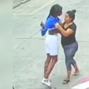 La víctima no tuvo más remedio que entregar su celular.