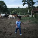 Luis Pérez, esposo de Piedad Córdoba. Finca Ari Ari
