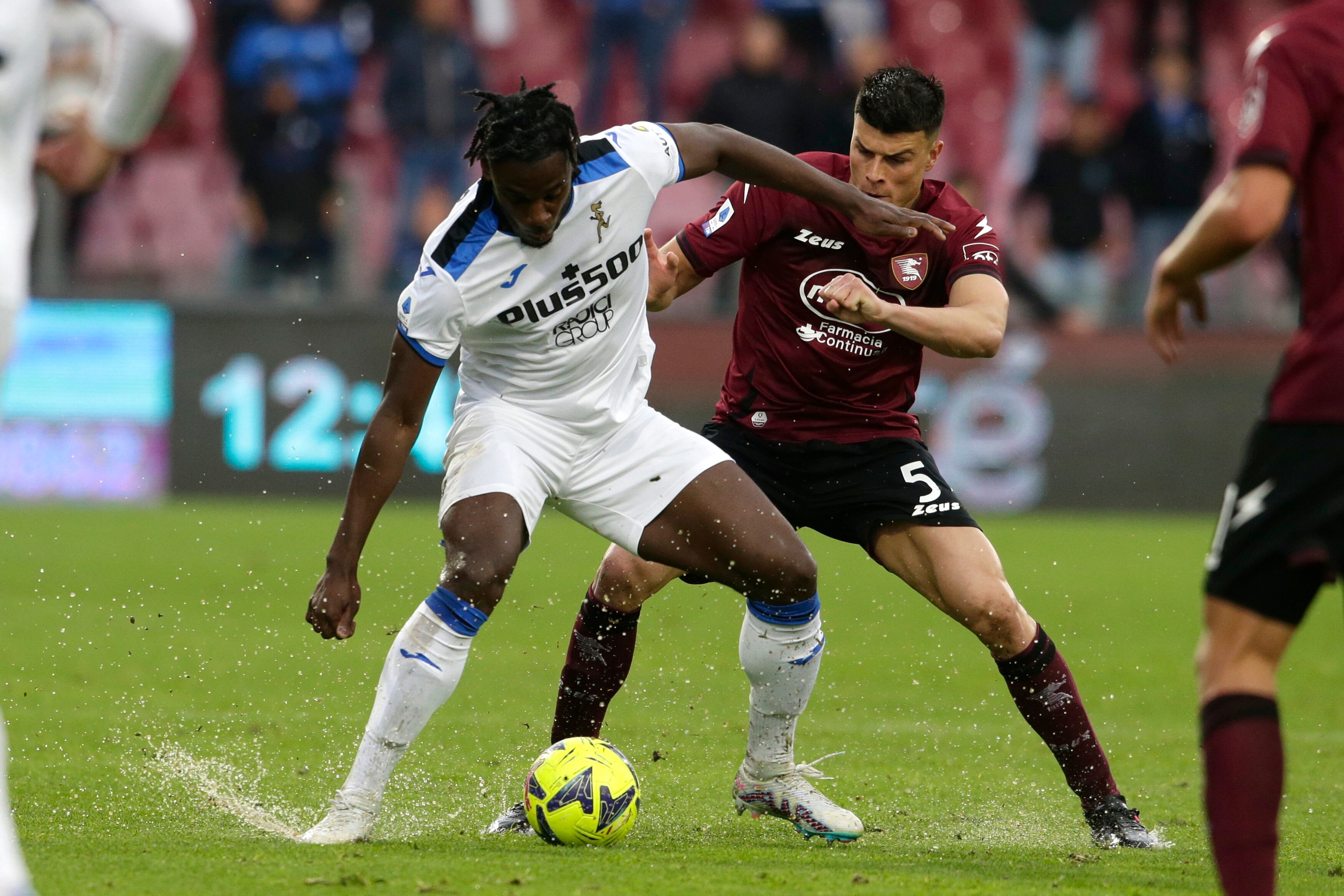 Duvan Zapata en el partido ante Salernitana el pasado 13 de mayo