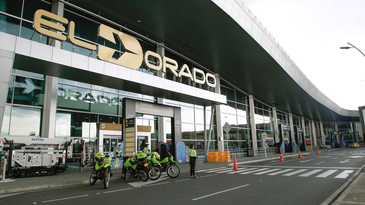 Aeropuerto El Dorado, marzo 24 del 2020. Foto: Guillermo Torres Reina / Semana