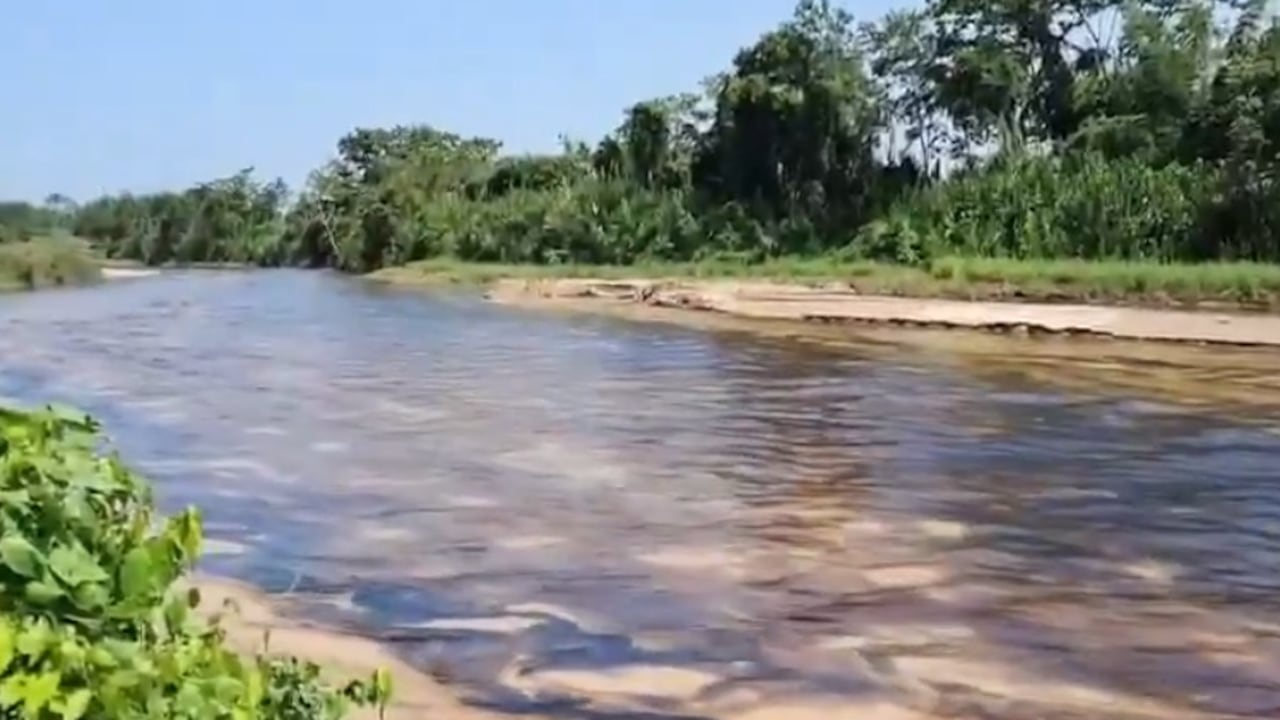 ELN ataca oleoducto en Arauca.