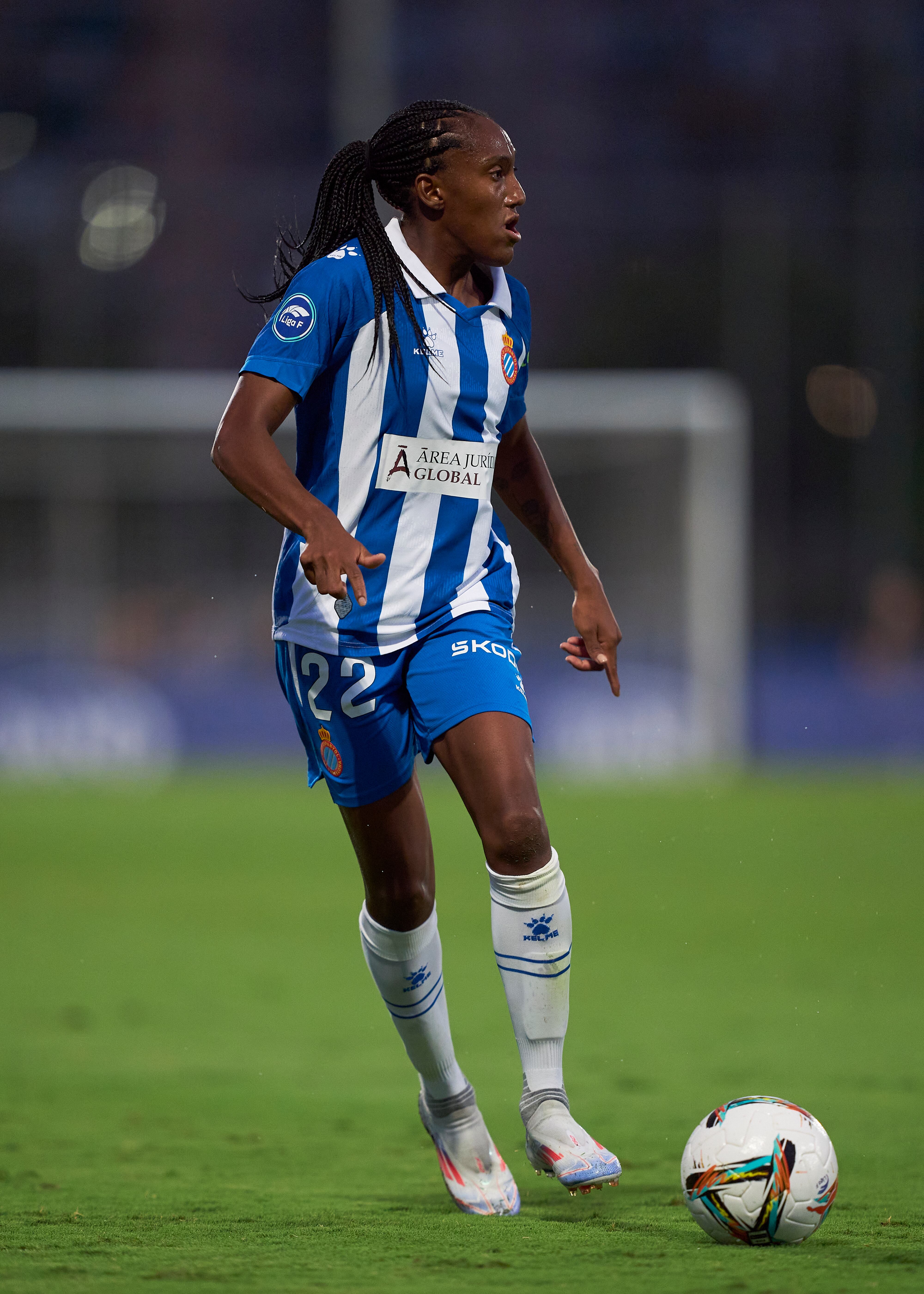 BARCELONA, SPAIN - SEPTEMBER 06: Daniela Caracas of RCD Espanyol with the ball during the LigaF match between RCD Espanyol Women and Real Madrid Women at Ciutat Esportiva Dani Jarque on September 06, 2024 in Barcelona, Spain. (Photo by Pedro Salado/Getty Images)