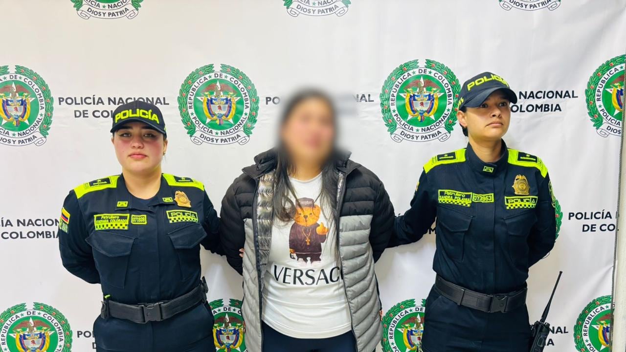 La docente en poder de la Policía Nacional.