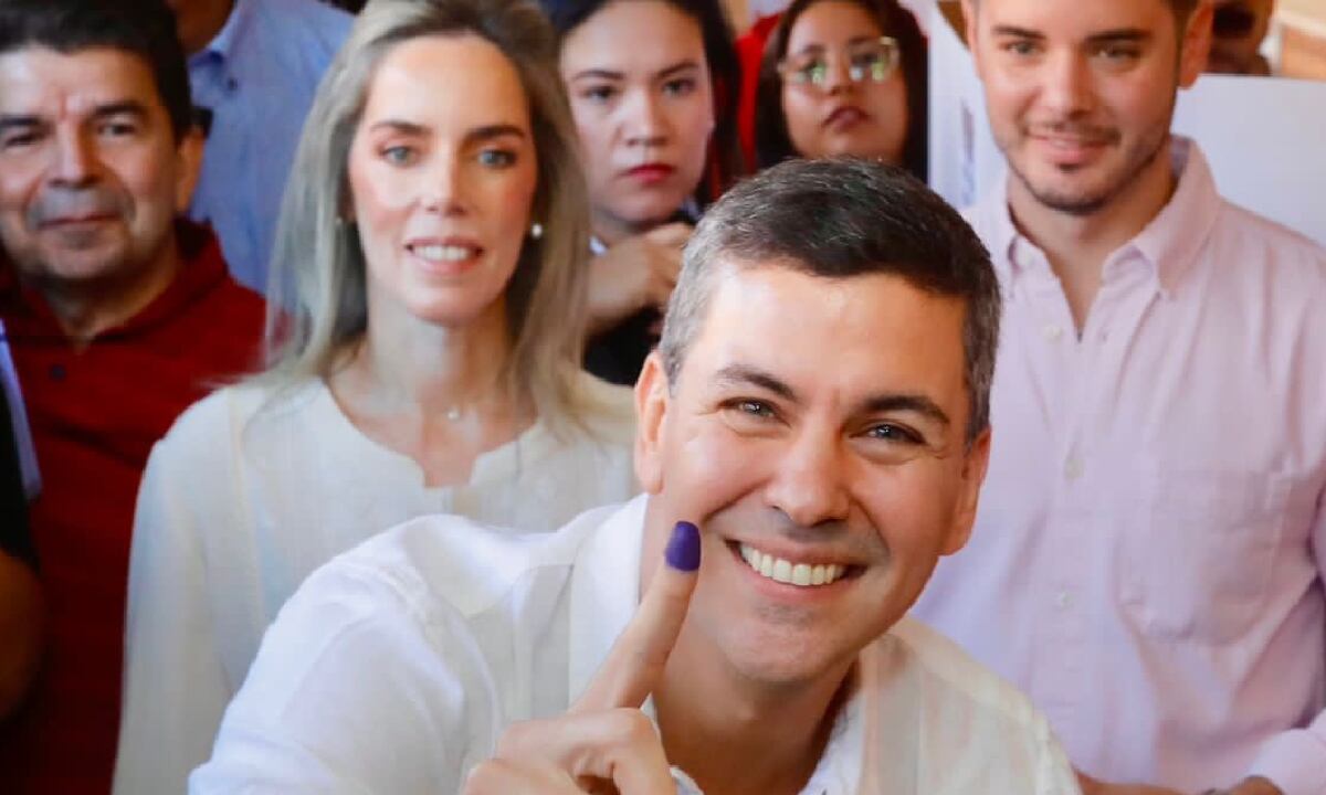 Santiago Peña es el presidente lecto de Paraguay