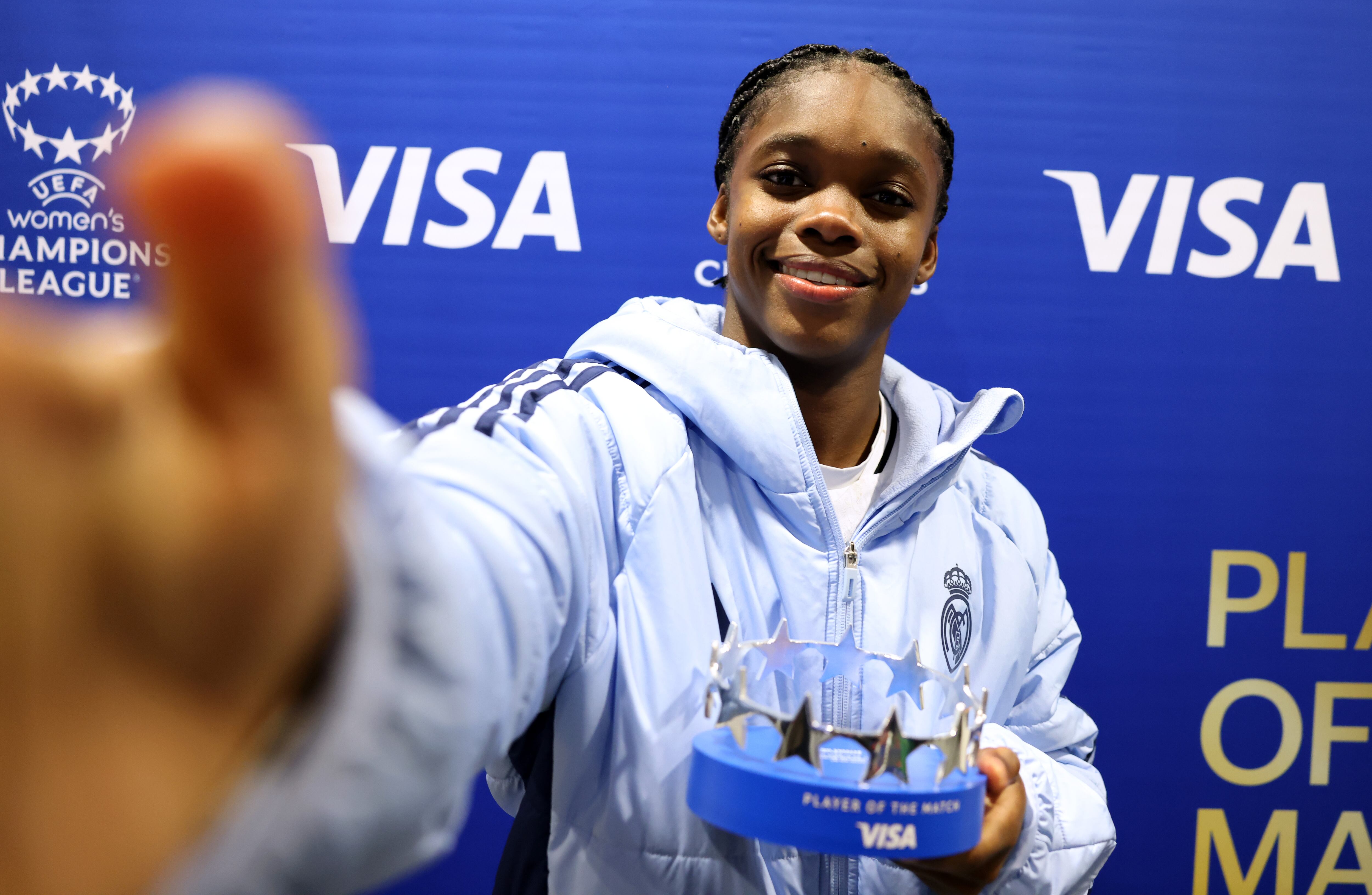 Linda Caicedo fue elegida como la jugadora del partido en Champions