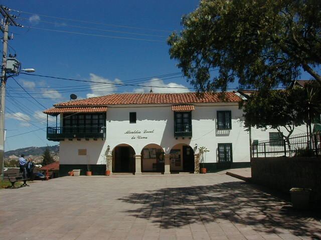 La Alcaldía de Usme vuelve a estar en el centro de las críticas por irregularidades contractuales.