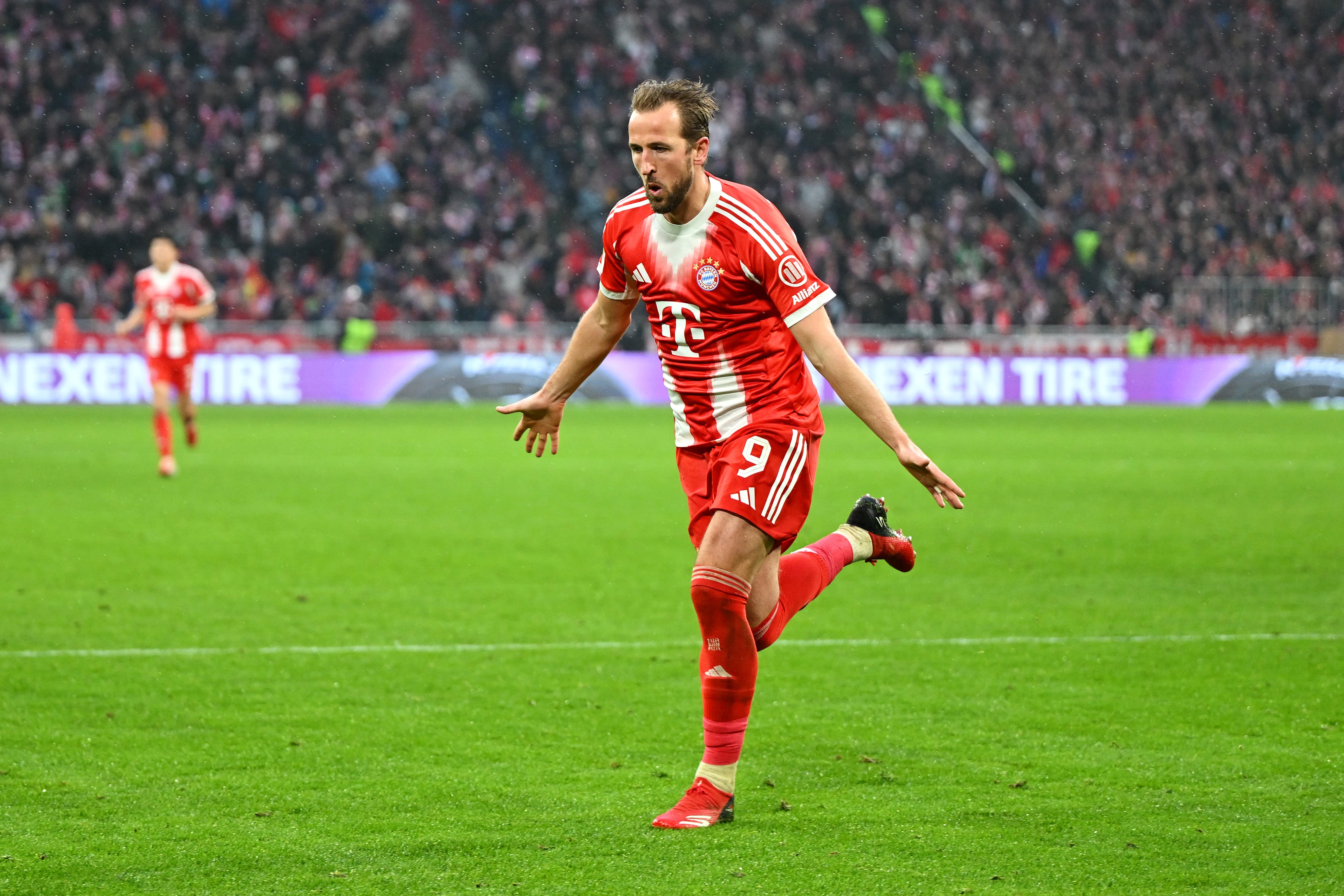 Harry Kane, a punto de alcanzar cuatro dobletes consecutivos en Bundesliga. Esto no se ve desde 2001.