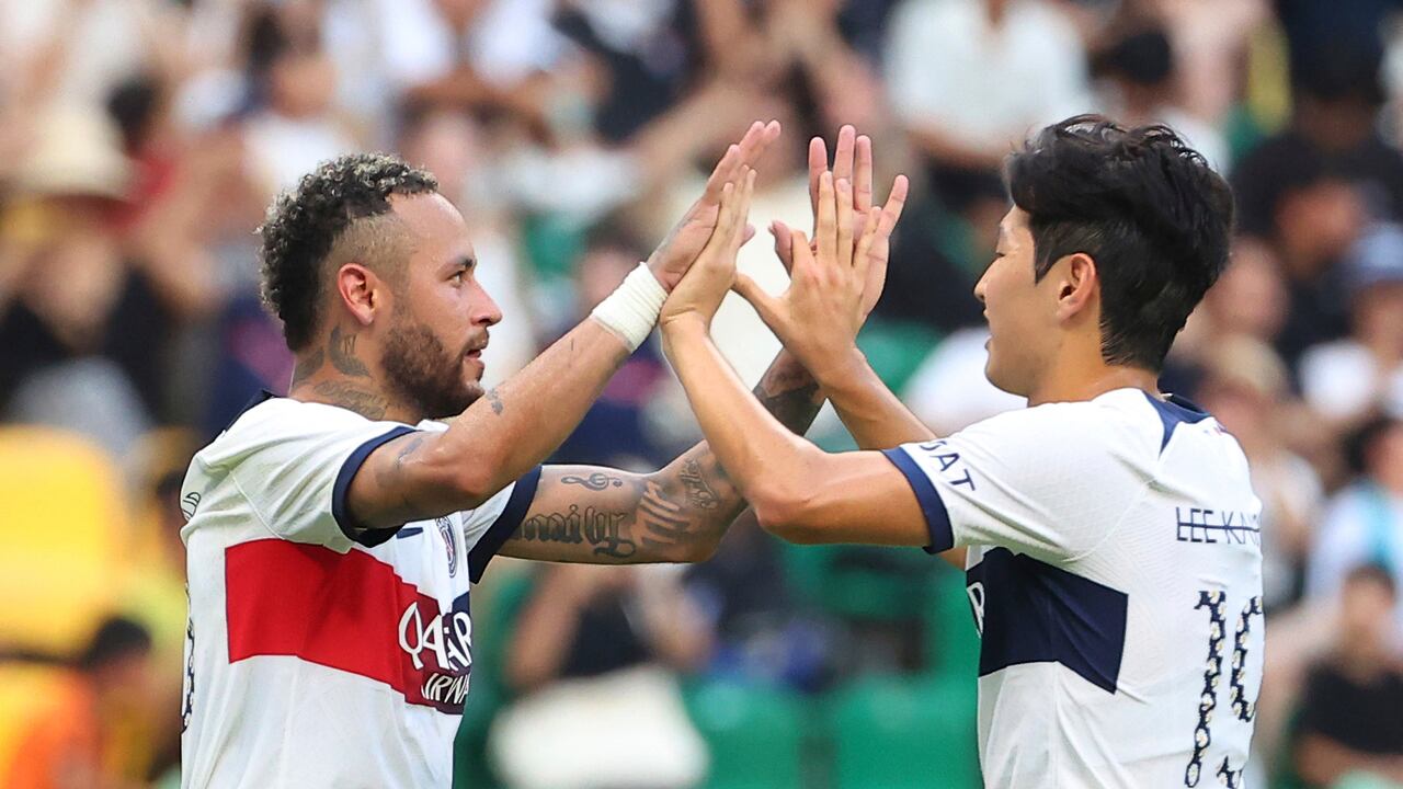 PSG contó con el regreso de Neymar.
