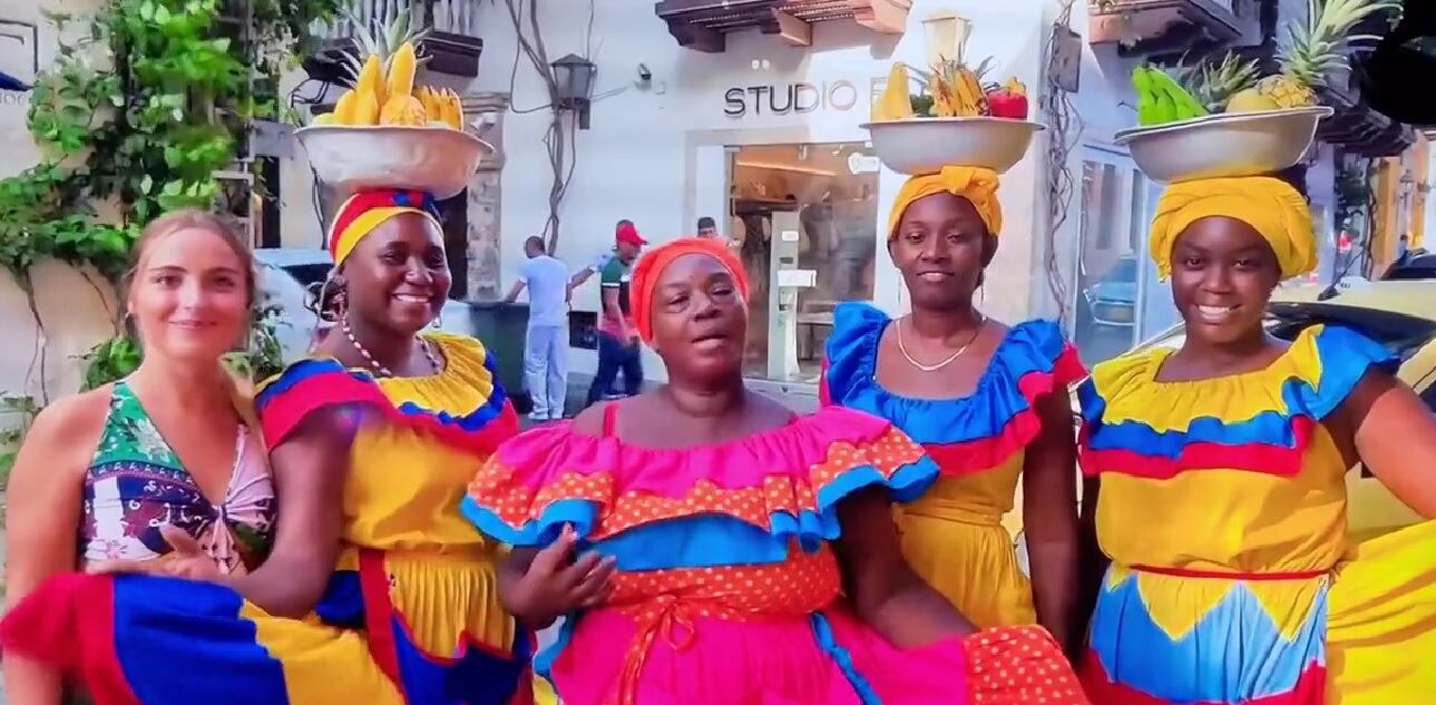 La mujeres palenqueras grabaron un video junto a la mujer argentina invitando a las personas a visitar la ciudad