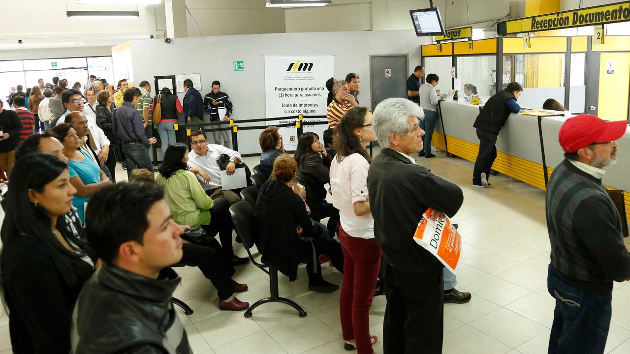 Personas con dificultad auditiva podrán acceder a licencias de conducción.