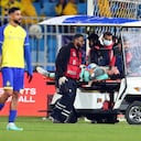 David Ospina al momento en que fue retirado en camilla del campo de juego