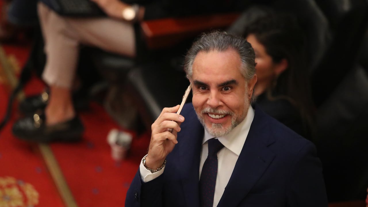 Ministro del Interior, Armando Benedetti, en plenaria de Cámara de Representantes.