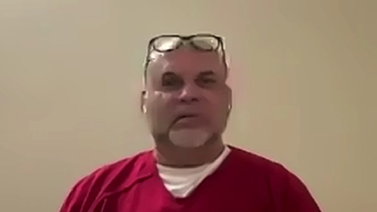 Imagen tomada del video enviado por Salvatore Mancuso al presidente Gustavo Petro.