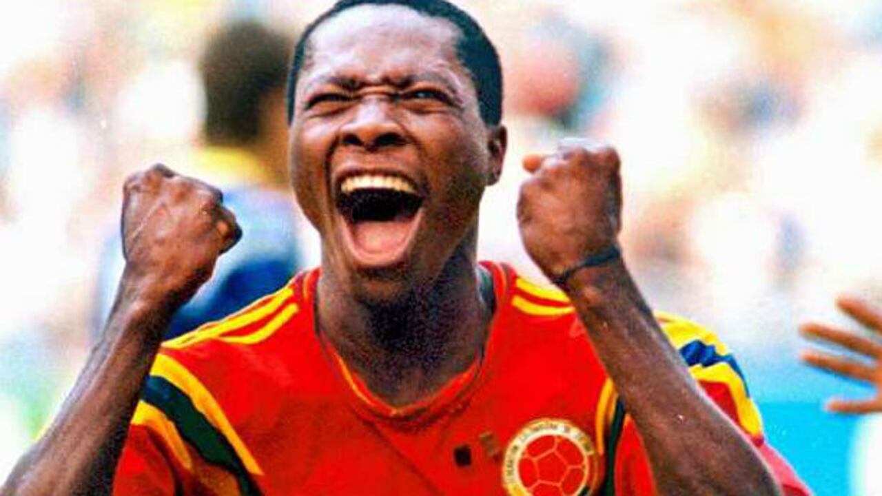 El increíble gol de Freddy Rincón en los últimos minutos del partido contra Alemania clasificó a Colombia a segunda ronda del Mundial de Italia 1990.