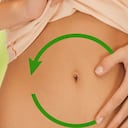 Destruye la flora intestinal. Una flora intestinal sana favorece la digestión y protege el aparato digestivo de bacterias dañinas. Un elevado consumo de azúcar fomenta la reproducción de los hongos y parásitos que habitan en nuestro intestino. Sobre todo la de la cándida, un hongo en forma de levadura que en grandes cantidades provoca muchas infecciones. El azúcar también ocasiona flatulencia, estreñimiento y diarrea.