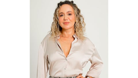 El liderazgo femenino tiene el poder de transformar no solo las organizaciones, sino también las comunidades. Para que sea realmente transformador, debe partir del autoconocimiento, la empatía y una visión con propósito.