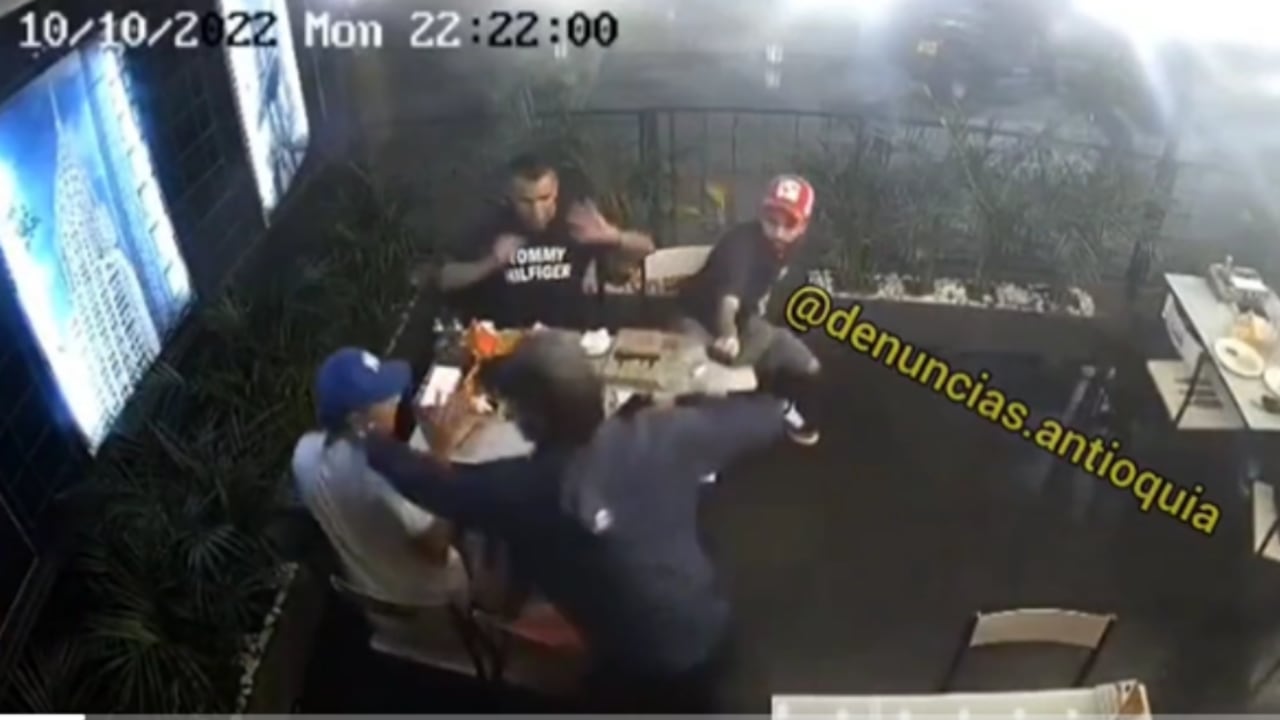 Atraco masivo en restaurante de Medellín.