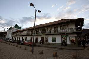 ZIPAQUIRA
PLAZA CENTRAL DE ZIPAQUIRA
CALLES DE ZIPAQUIRA
ESPECIAL CUNDINAMARCA
ZIPAQUIRA 15 ABRIL 2010
FOTO DANIEL REINA ROMERO
REVISTA SEMANA