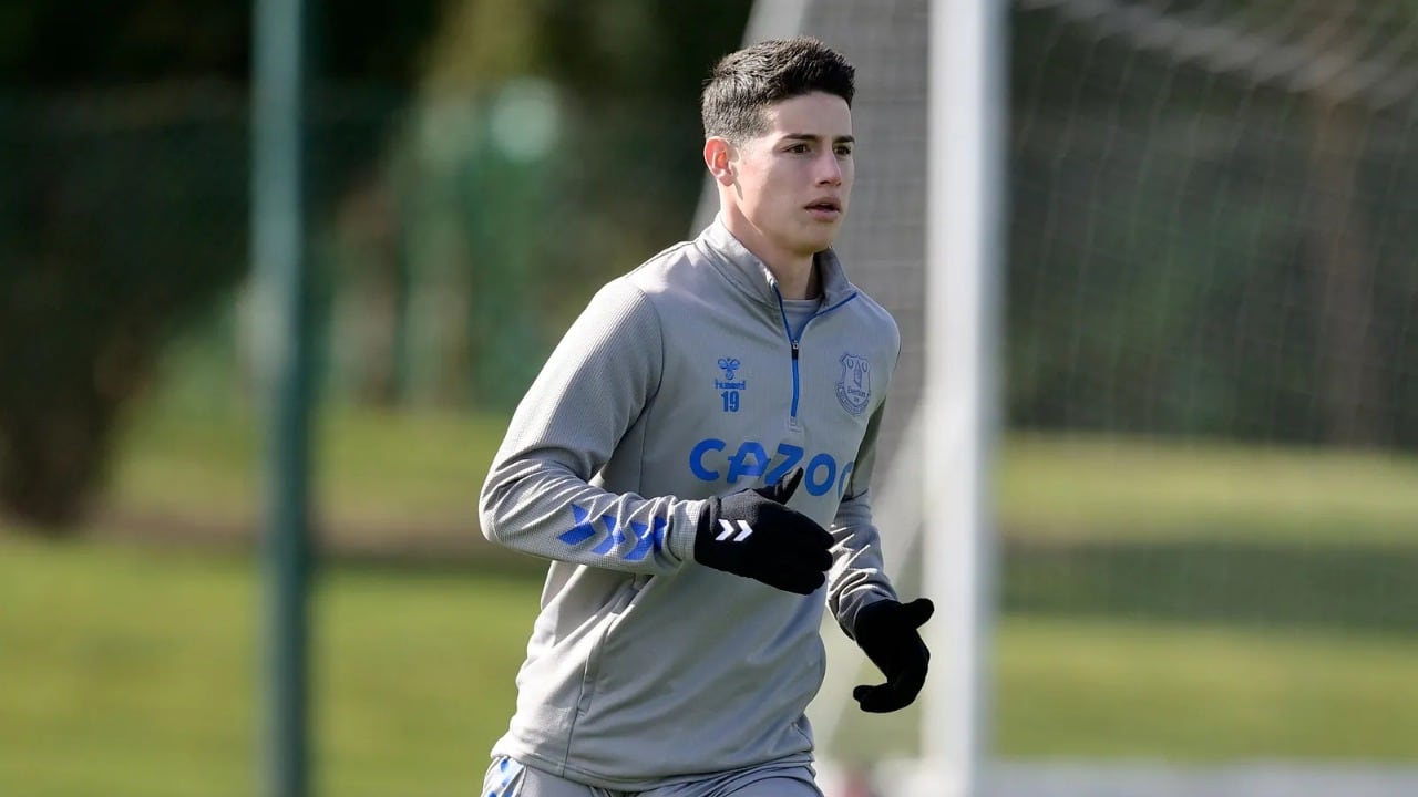 James vuelve a entrenar