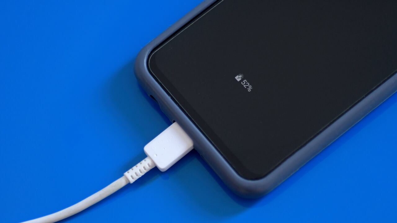 Los buenos hábitos permiten prolongar la vida útil de la batería del celular.