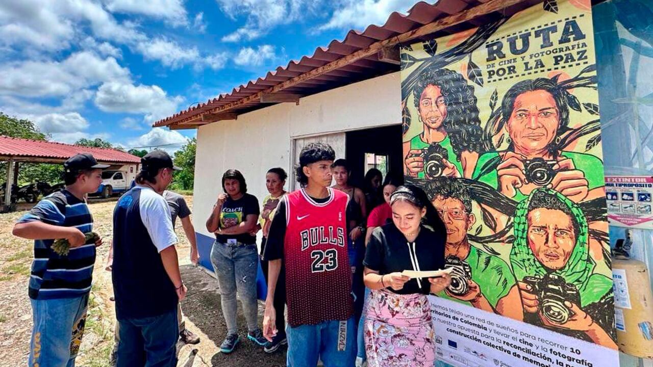 La comunidad internacional está atenta a la consolidación de una paz estable y duradera en Colombia.