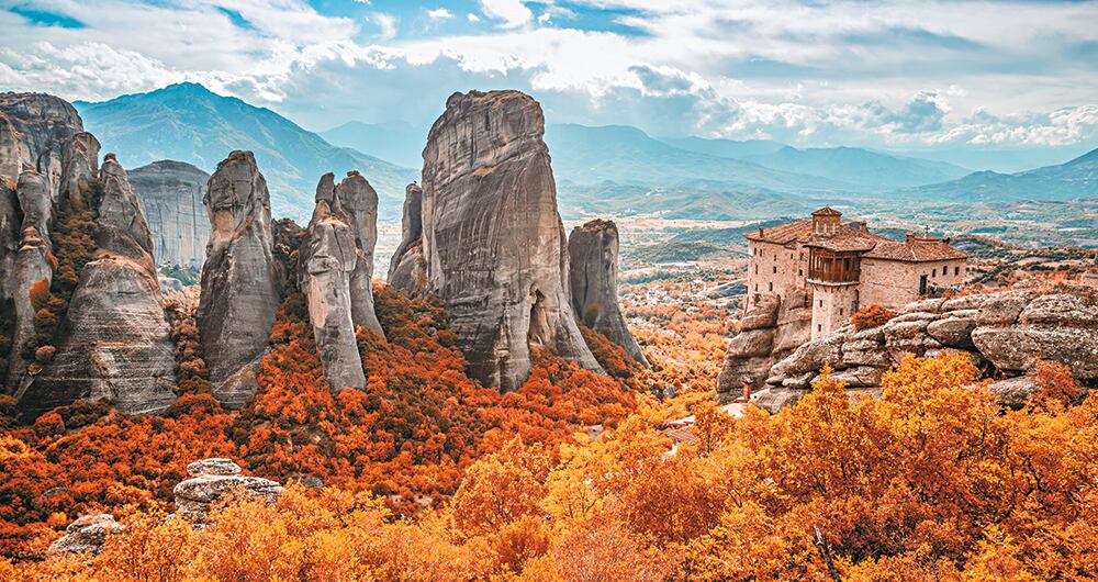 Los enigmáticos monasterios de Meteora, Grecia, hicieron parte del recorrido por los Balcanes. 
