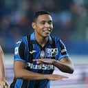 Atalanta's Luis Muriel celebrates after scoring his side's fourth goal during the Italian Serie A soccer match between Atalanta and Spezia, in Bergamo, Italy, Saturday, Nov. 20, 2021.(Spada/LaPresse via AP)