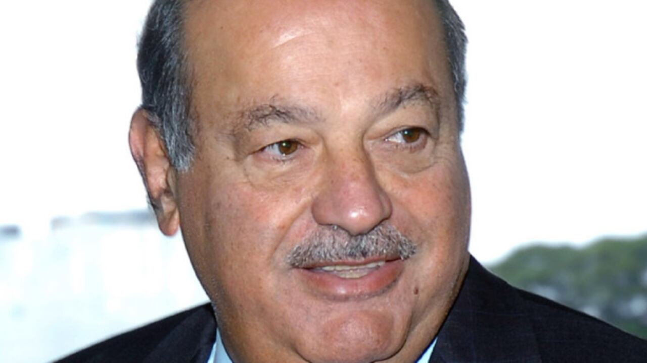 CARLOS SLIM HELÚ.
Es el hombre más rico del mundo con una fortuna de 73.000 millones de dólares según ‘Forbes’.