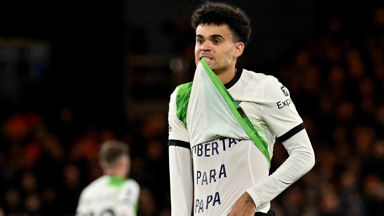 Luis Díaz y su celebración tras marcarle a Luton Town