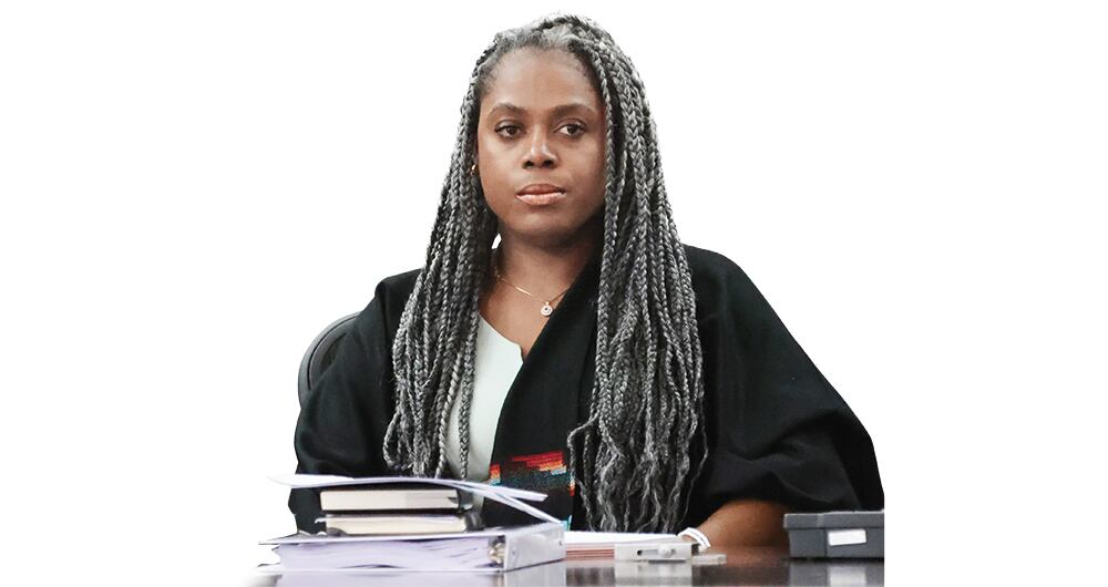 Aurora Vergara FigueroaMinistra de Educación