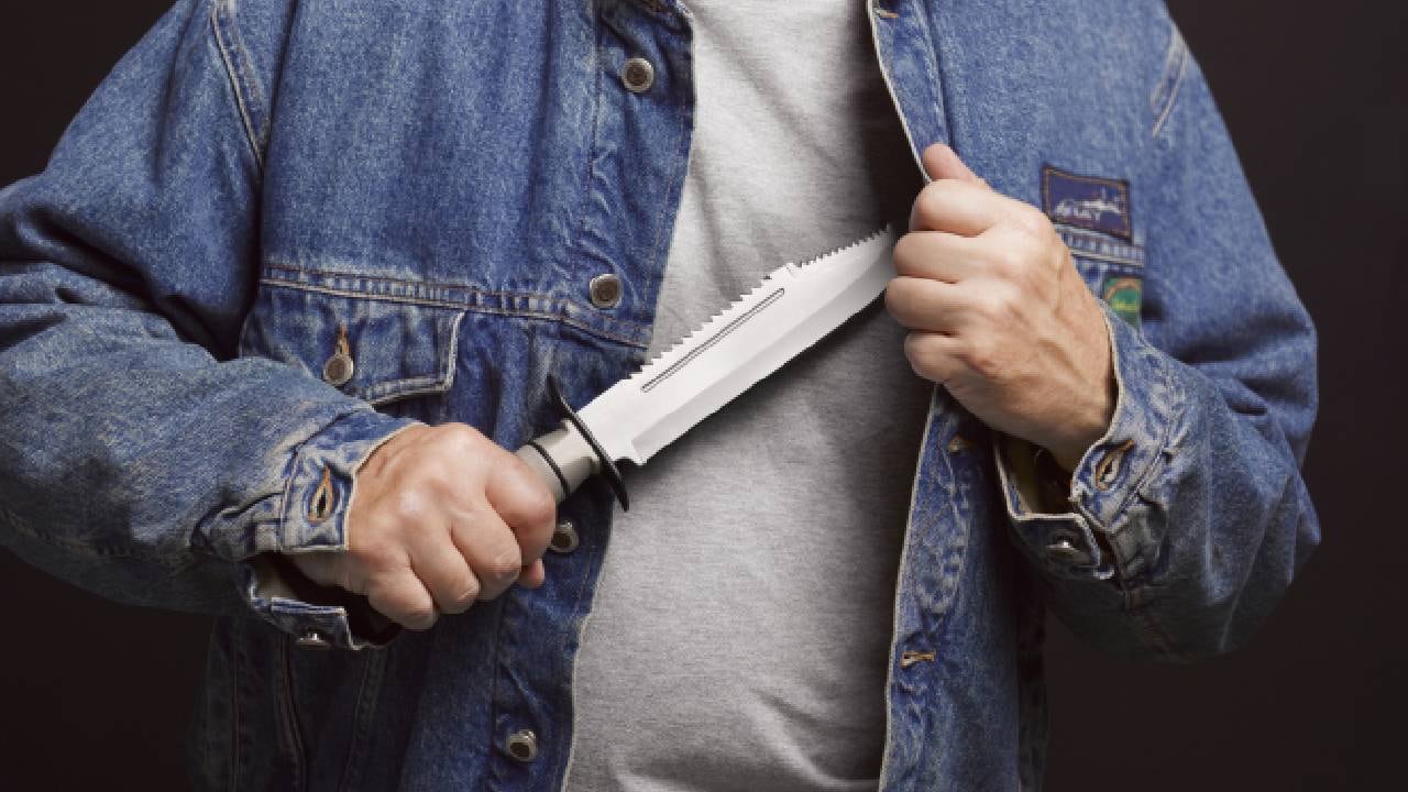 El joven fue acusado de amenazar a un comerciante y robarle una licuadora (imagen de referencia).