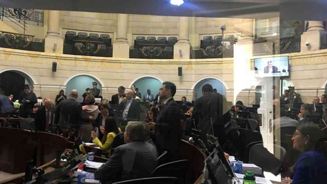 Esta iniciativa no caló bien en el Ministerio de Hacienda, y a través de una carta dirigida al Congreso advirtió las posibles afectaciones en el presupuesto.