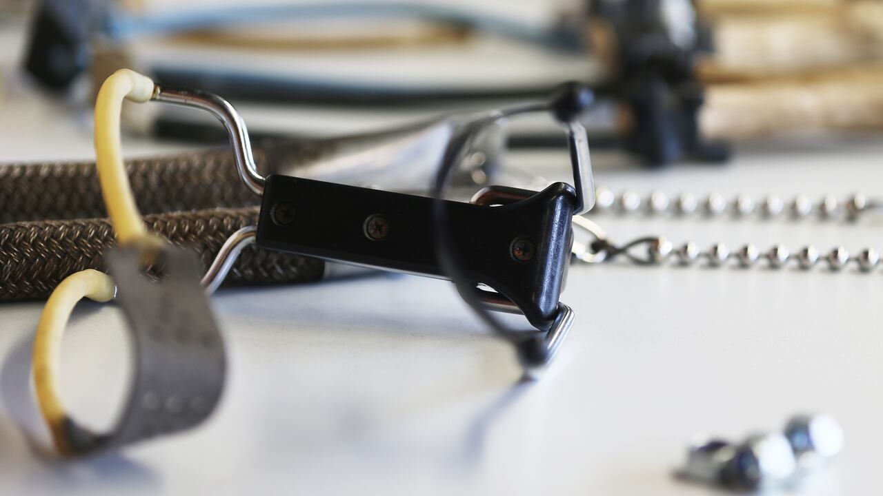 El también llamado tirachinas fue el arma que usó el joven norteamericano para evitar que su hermana fuera secuestrada