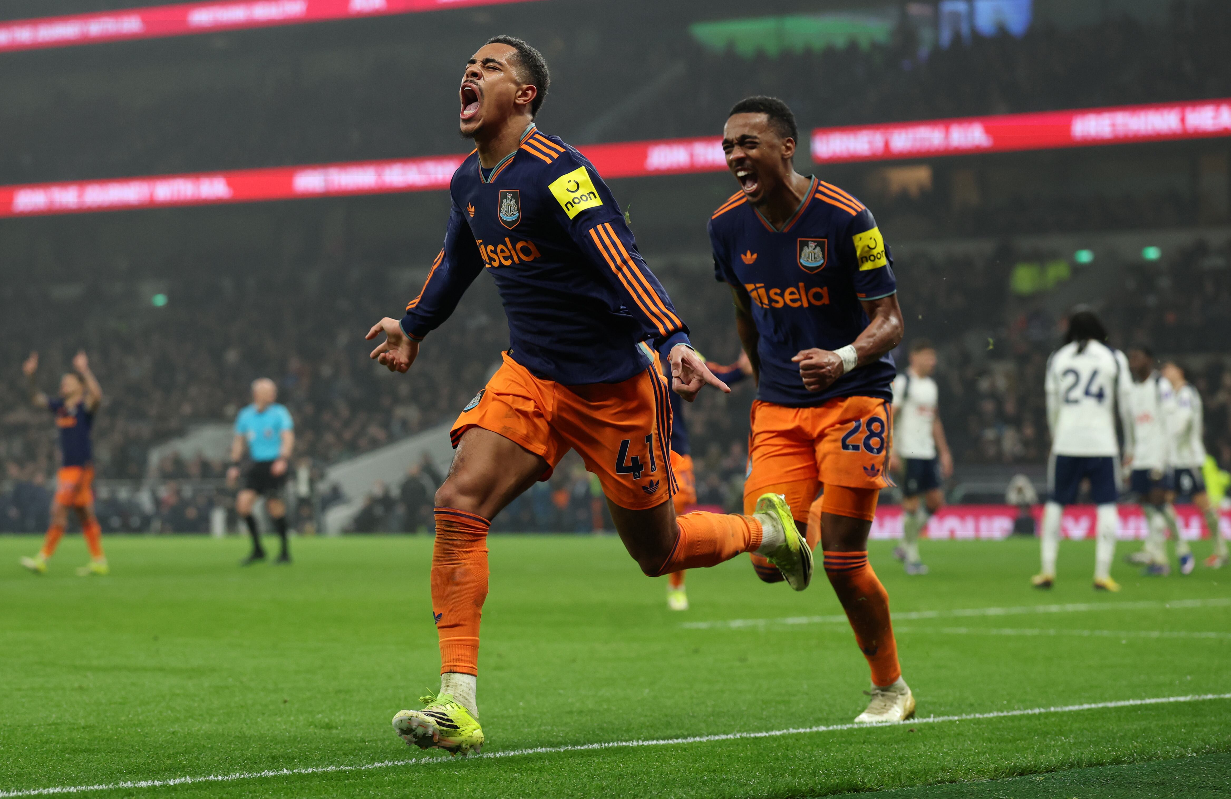 Jacob Ramsey sentenció el triunfo de Newcastle sobre Tottenham.