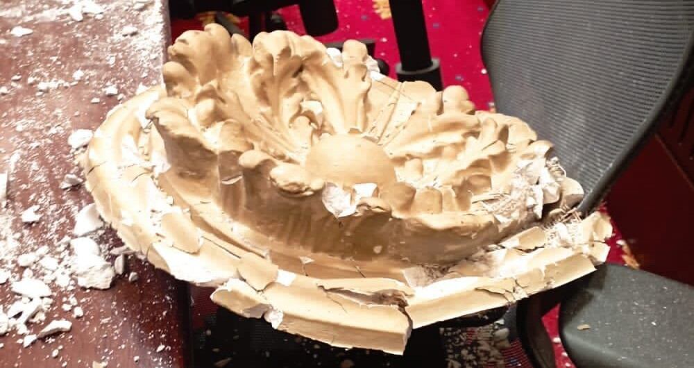 Daños en el Salón Elíptico del Congreso