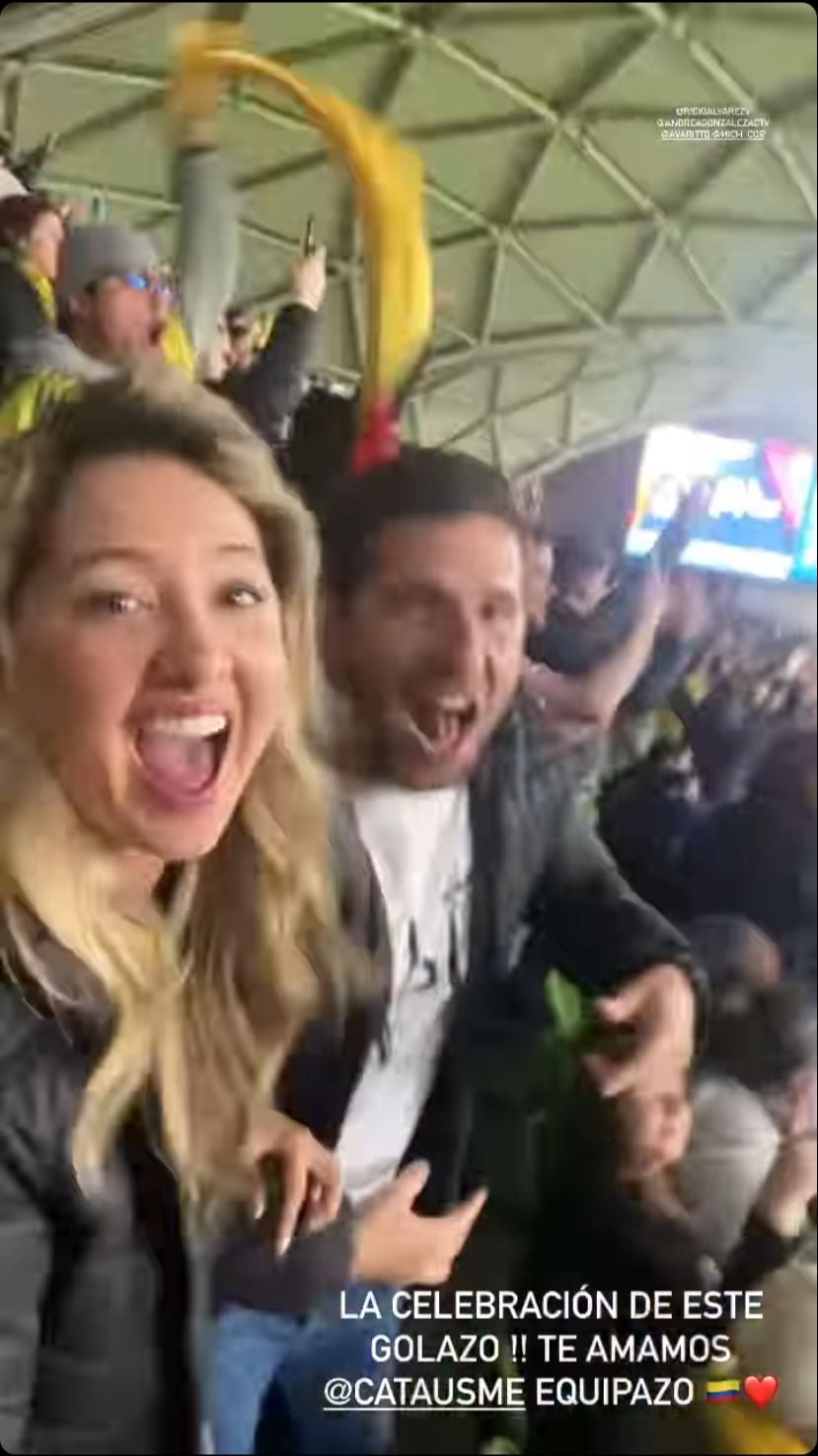 Los hermanos disfrutaron del triunfo de la Selección Colombia femenina.