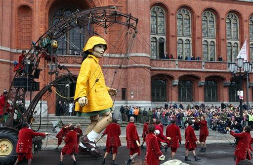 La fiesta nacional de Alemania se celebra cada año el 3 de octubre, conmemorando el aniversario de la Reunificación alemana en 1990.