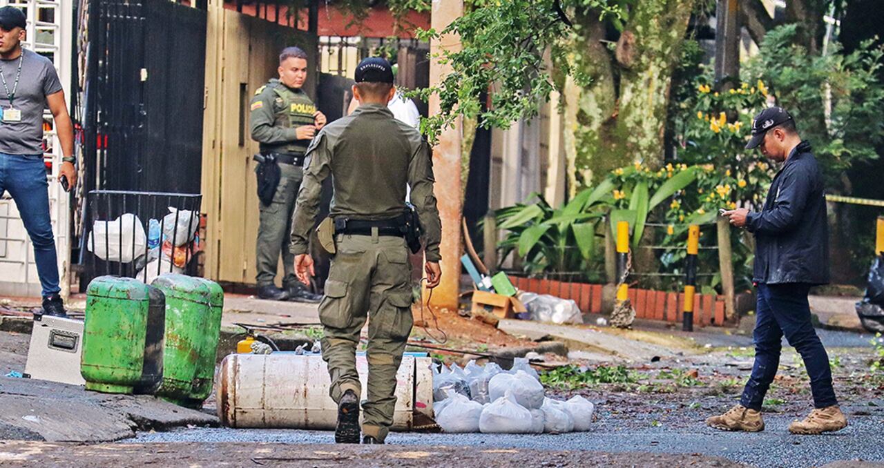 Entre jueves y viernes se presentaron cuatro atentados terroristas de las estructuras de las Farc contra la fuerza pública en Cali, el Cauca y el sur de Nariño.