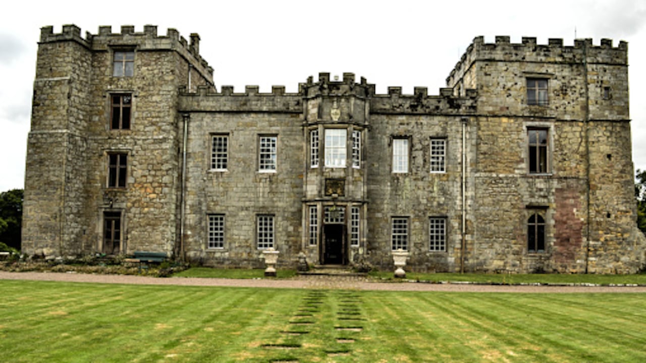 Descubra los misterios del castillo embrujado más famoso del mundo, ¿dónde se encuentra y cuál es su historia?