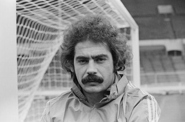 Roberto Rivelino fue una de las primeras estrellas en fichar por un equipo árabe.