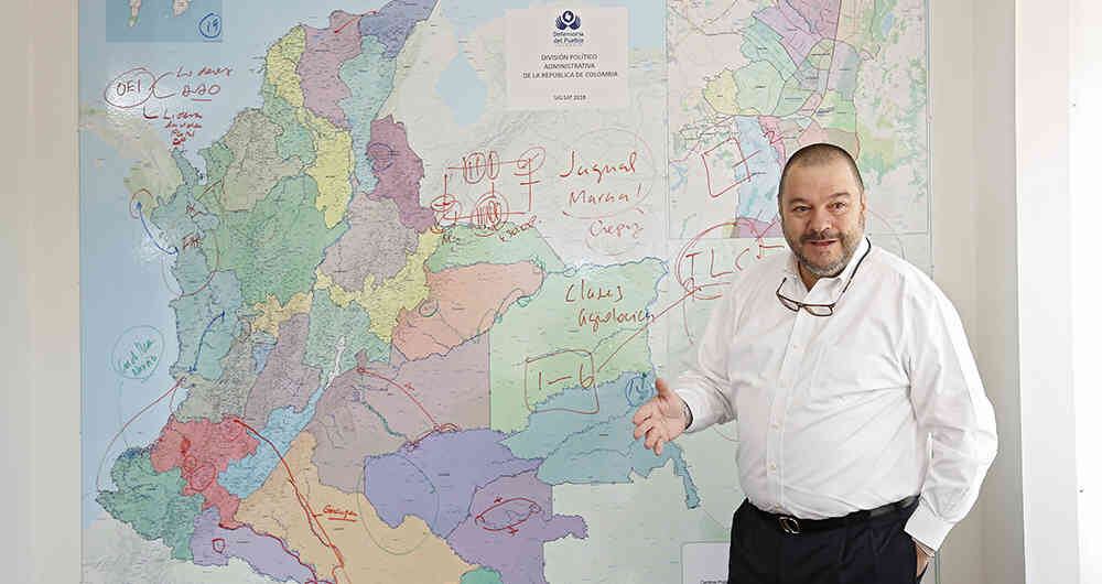 Carlos Negret se posesionó como defensor del Pueblo en septiembre de 2016.